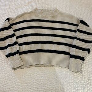 Striped boxy sweater M